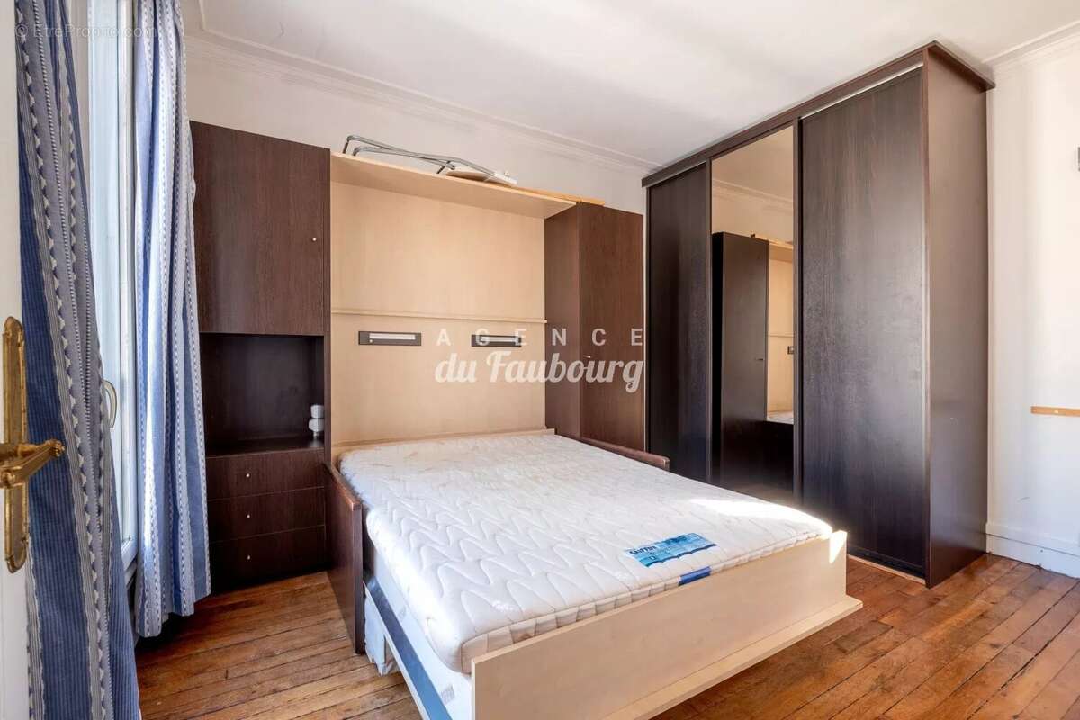 Appartement à PARIS-10E