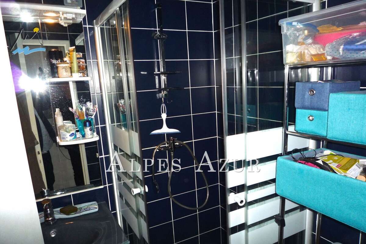 Appartement à VILLENEUVE-LOUBET