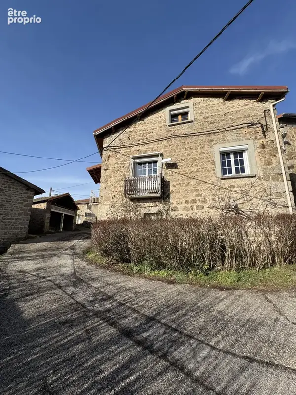 Maison de village en pierre 161 m2 avec dépendance (42) - photo 2