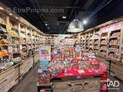 Photo 1 - Commerce à FLINS-SUR-SEINE