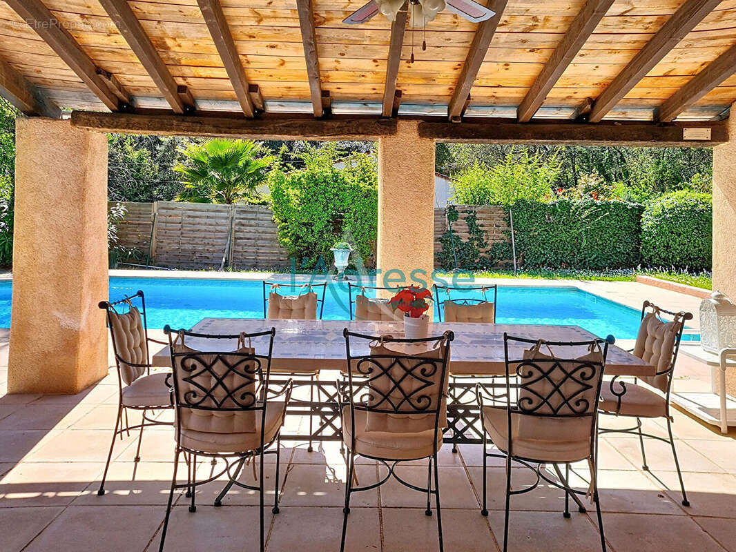 Maison à MONTAUROUX