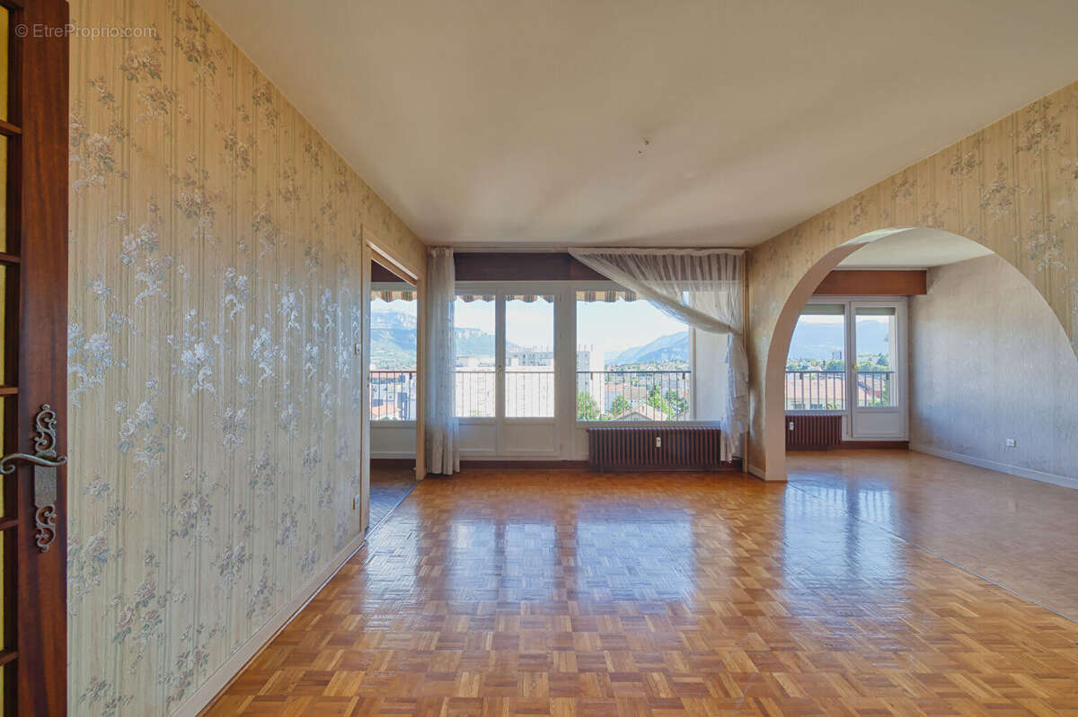 Appartement 82m² avec vue panoramique sur les montagnes ? Garage inclus - photo 5