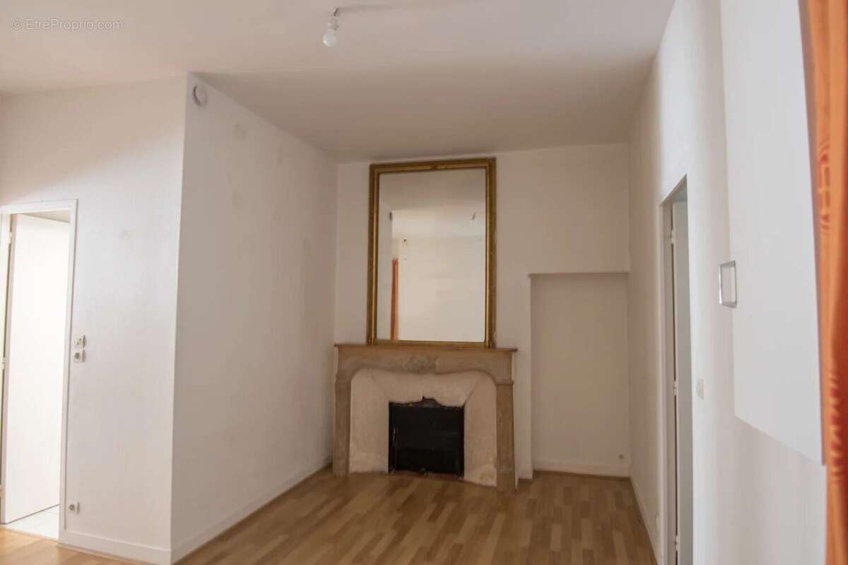 Appartement à VERSAILLES