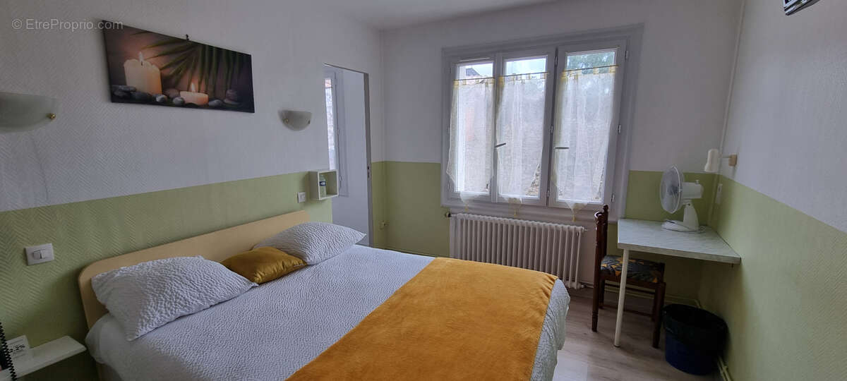 Commerce à CHAUVIGNY