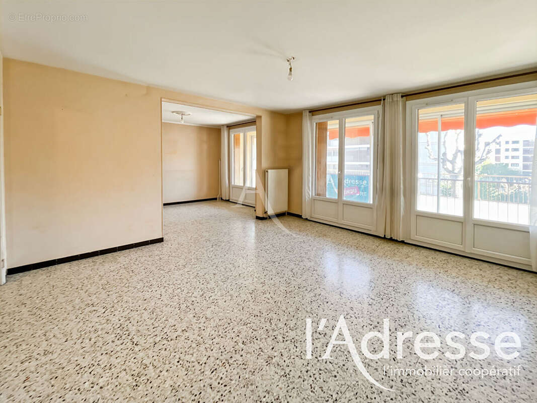 Appartement à AUBAGNE