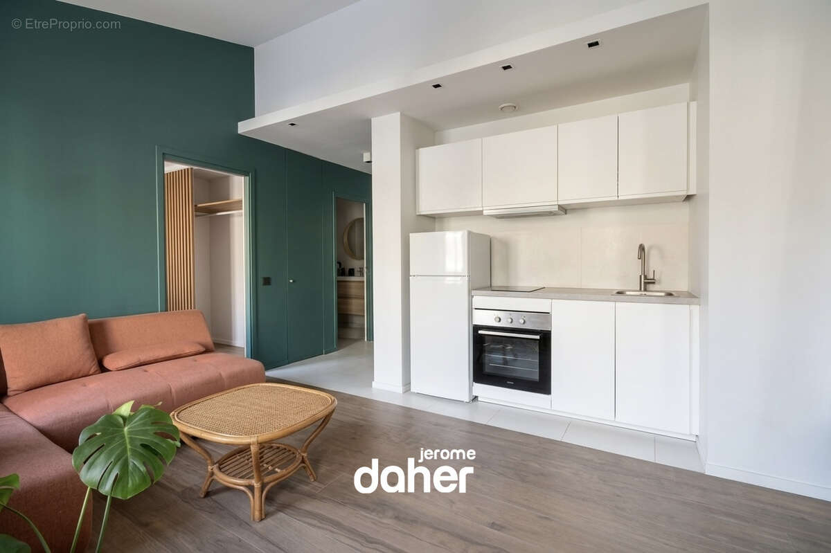Appartement à MARSEILLE-6E