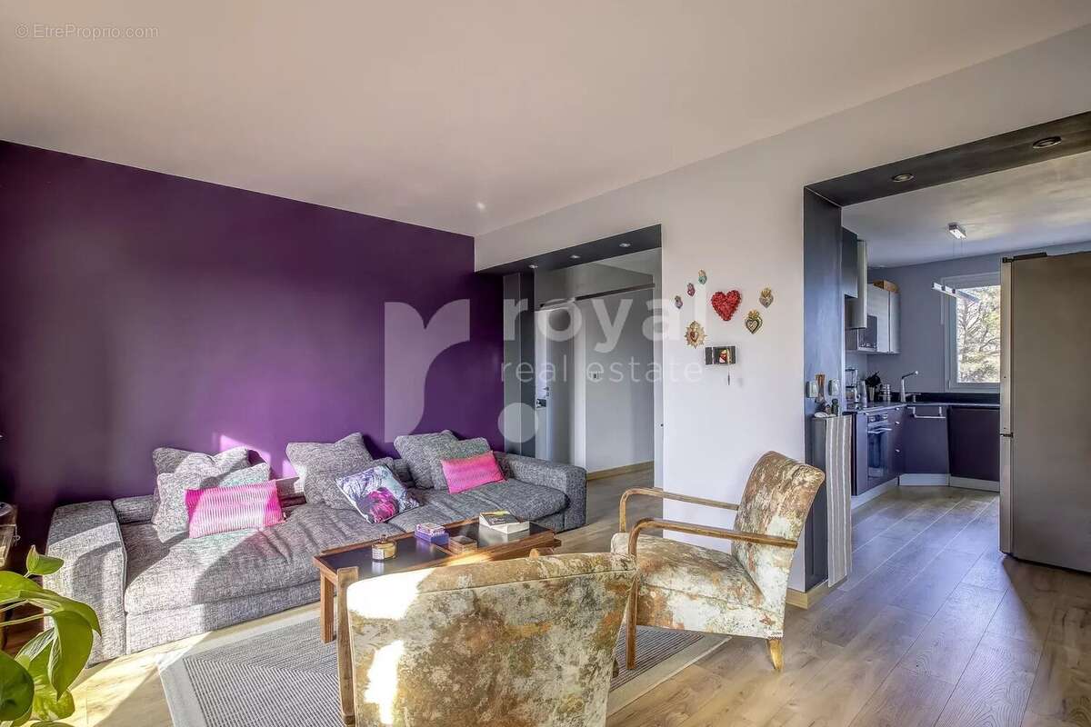 Appartement à VALBONNE