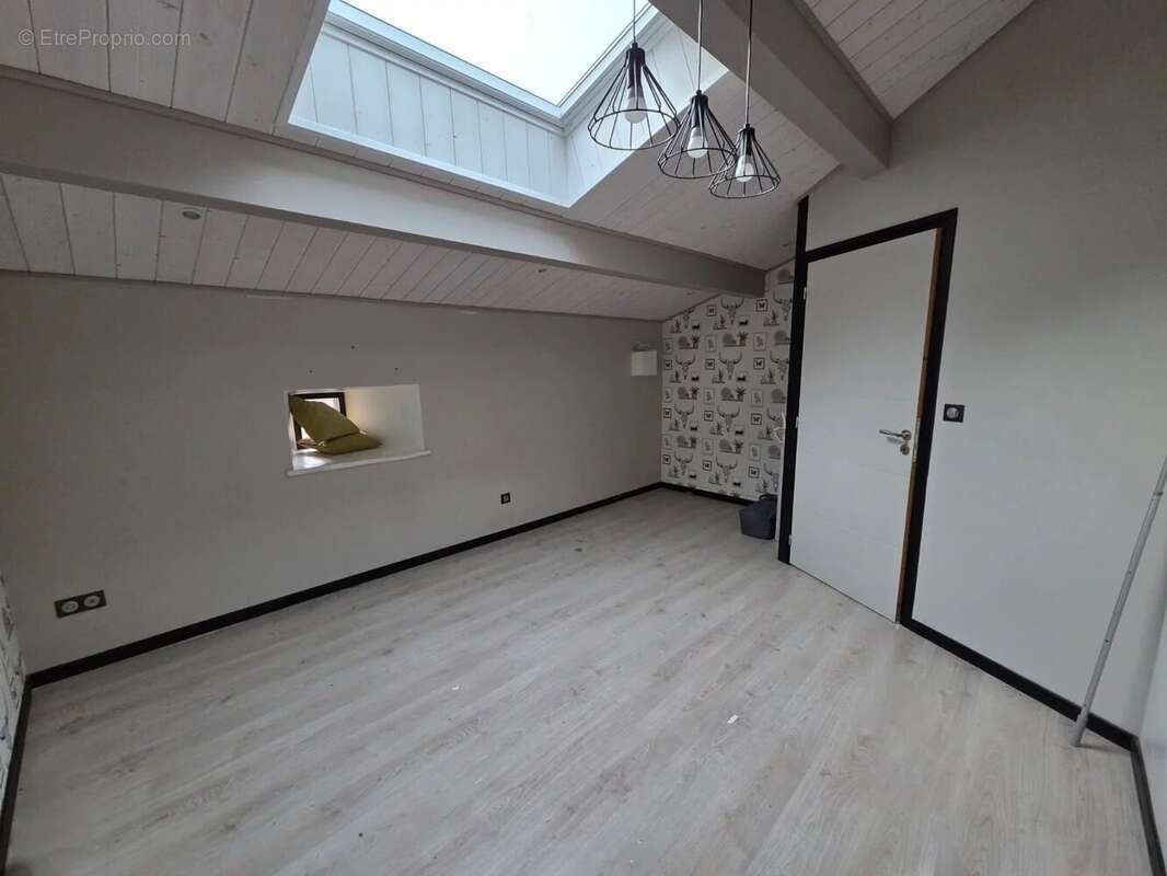 Maison à LABATIE-D'ANDAURE