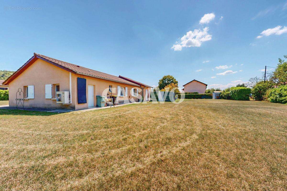 Maison à LA BALME-LES-GROTTES