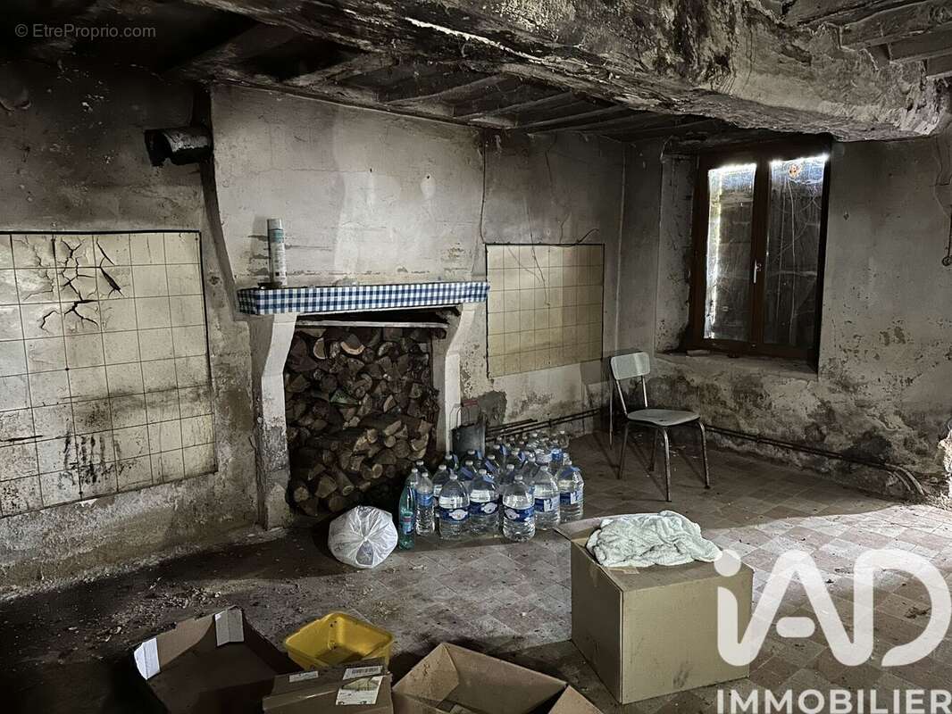 Maison 96 m² à Saint-Christophe-Du-Jambet  - photo 7