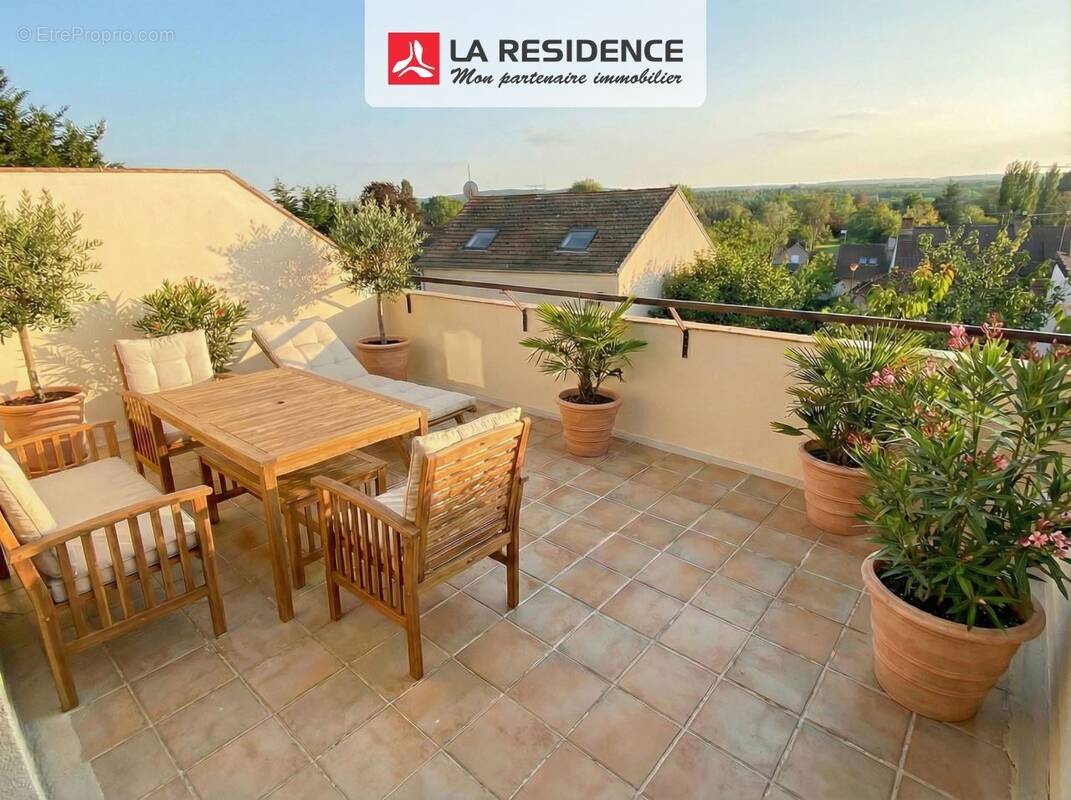 Appartement à VAUX-SUR-SEINE