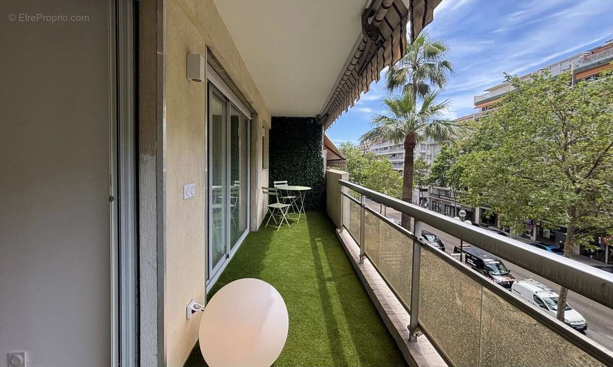 Appartement à CANNES
