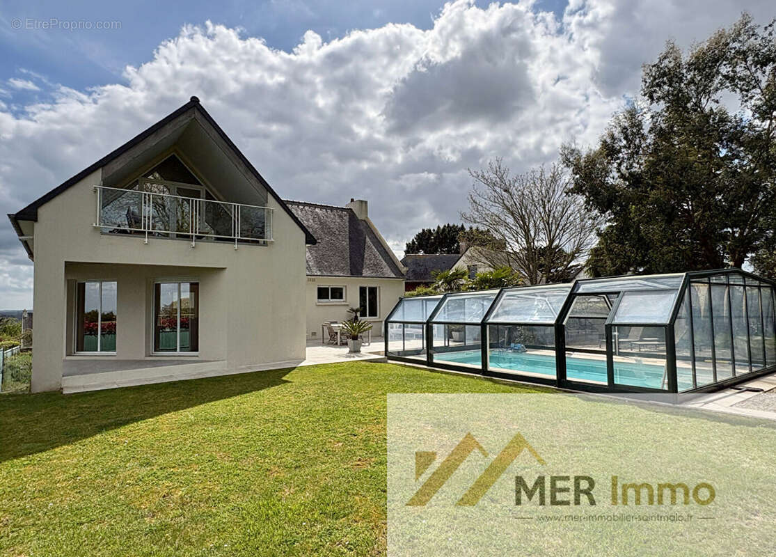 CANCALE - Maison d'exception avec vue sur la baie, 5 chambres, piscine chauffée, multiples terrasses - photo 11