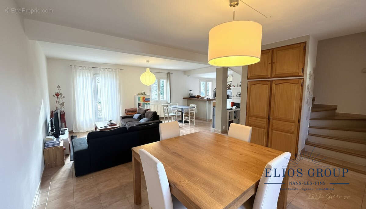 Maison à SAINT-MAXIMIN-LA-SAINTE-BAUME