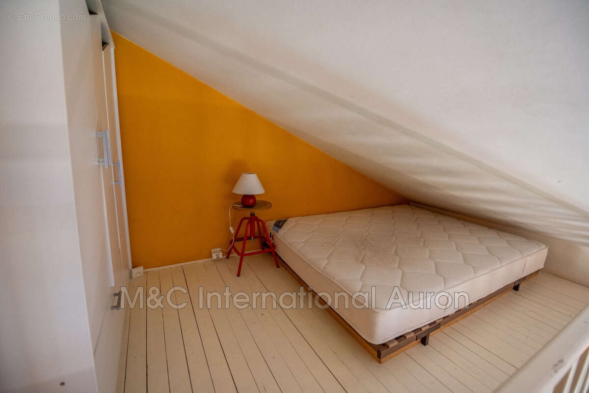 Appartement à SAINT-ETIENNE-DE-TINEE