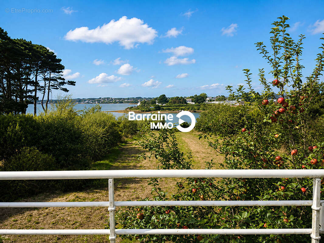 EXCLUSIVITE : Propriété de 164m² avec vue mer sur un terrain de 2 020 m² - photo 4