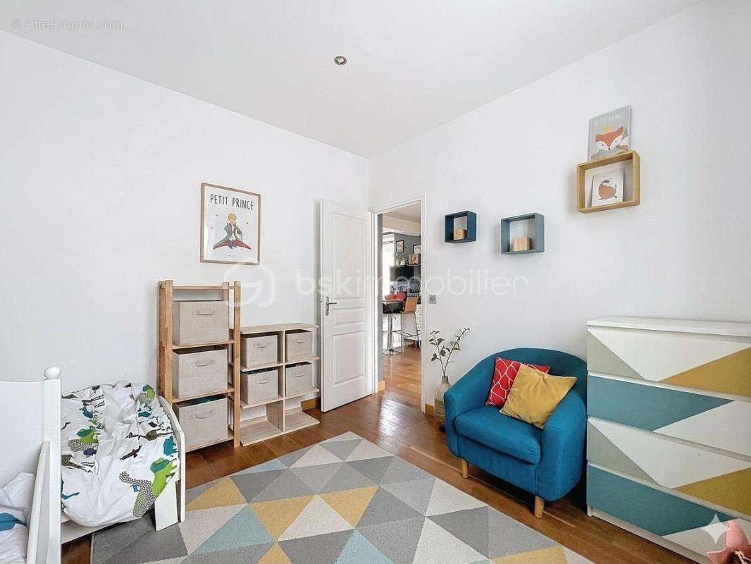Appartement à RUEIL-MALMAISON