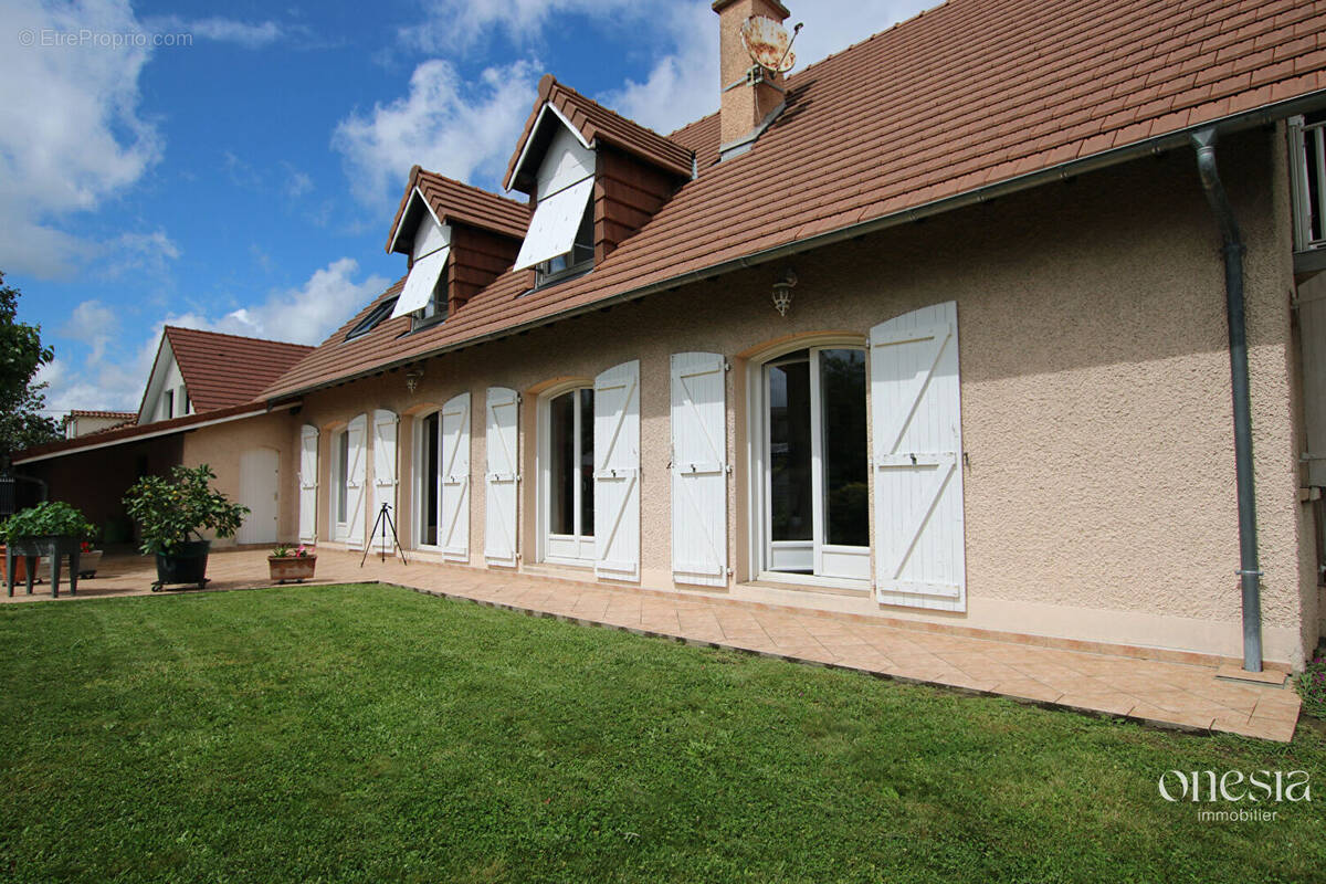Maison à LONS