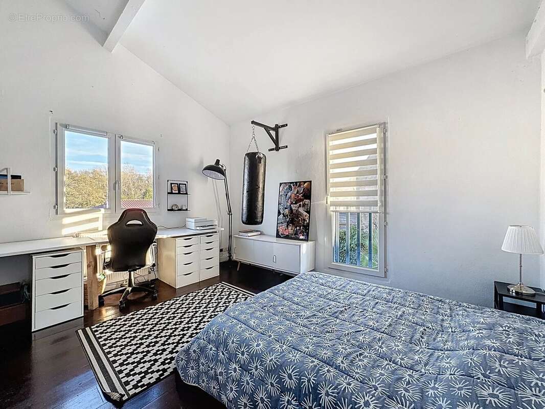 Maison à SAINT-MARTIN-DE-SEIGNANX