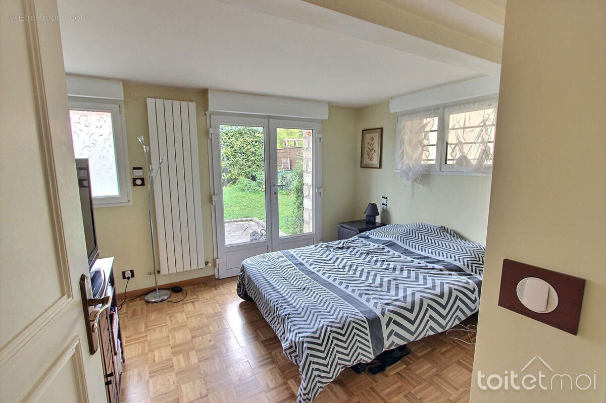 Maison à MAGNY-LES-HAMEAUX