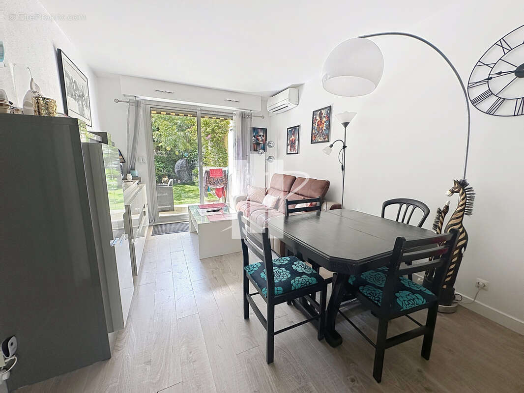 Appartement à SAINT-RAPHAEL
