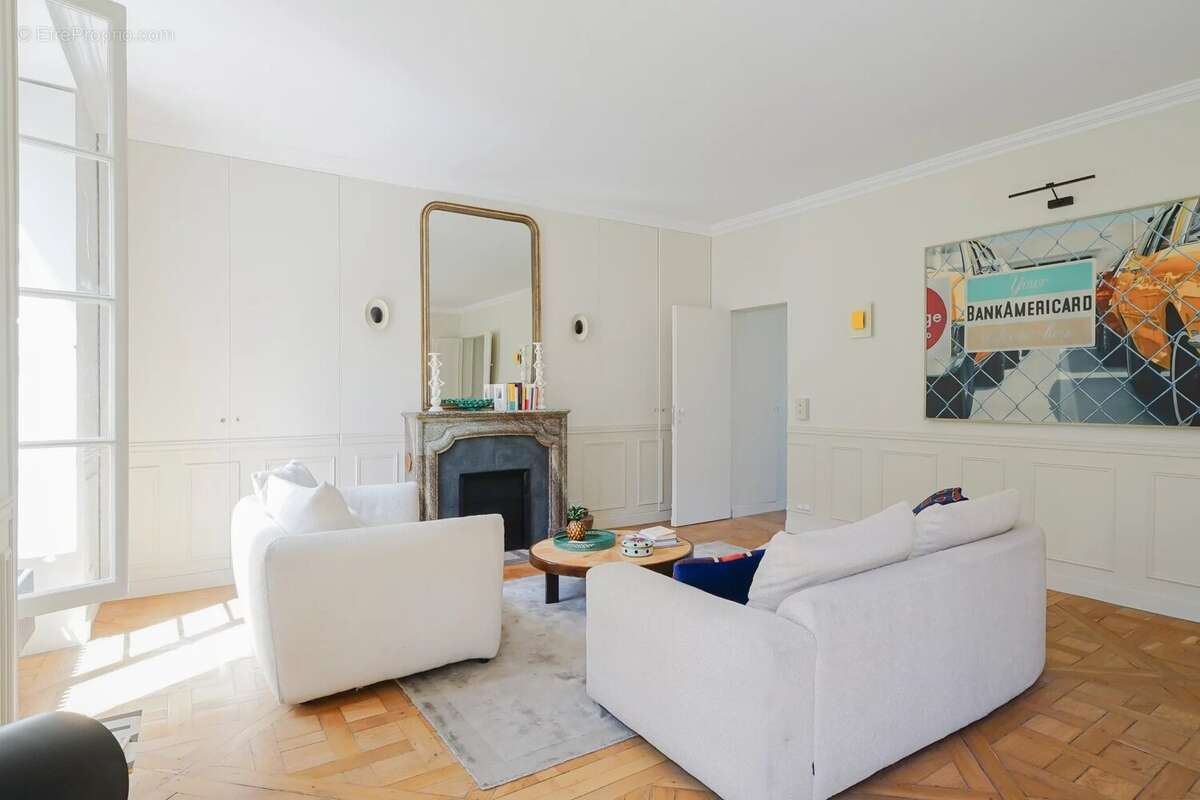 Appartement à PARIS-6E