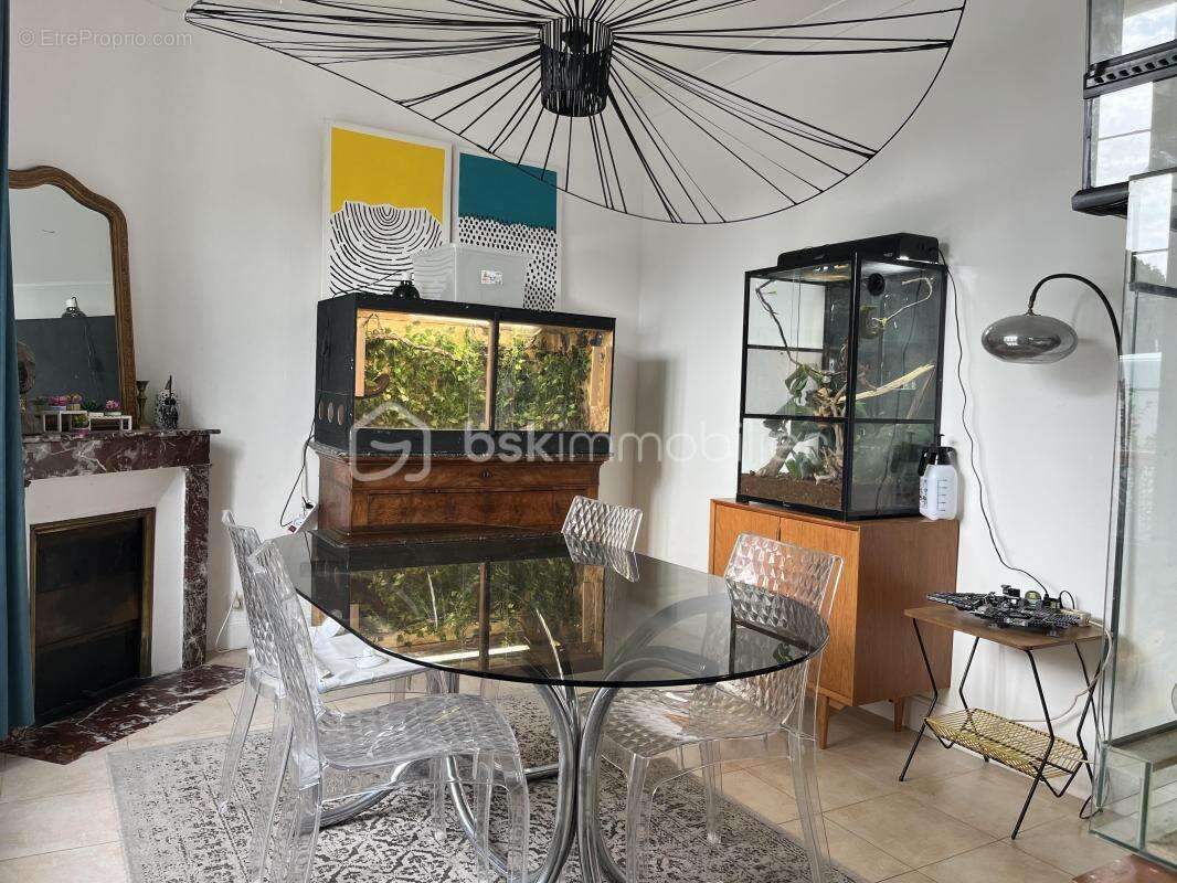 Maison  - 73 m² - 5 pièces - photo 5