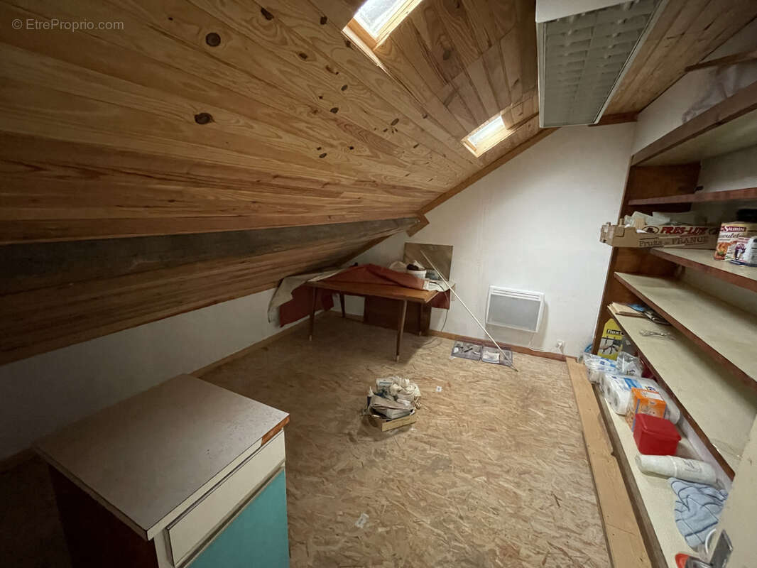 Maison à CHAMPAGNEY