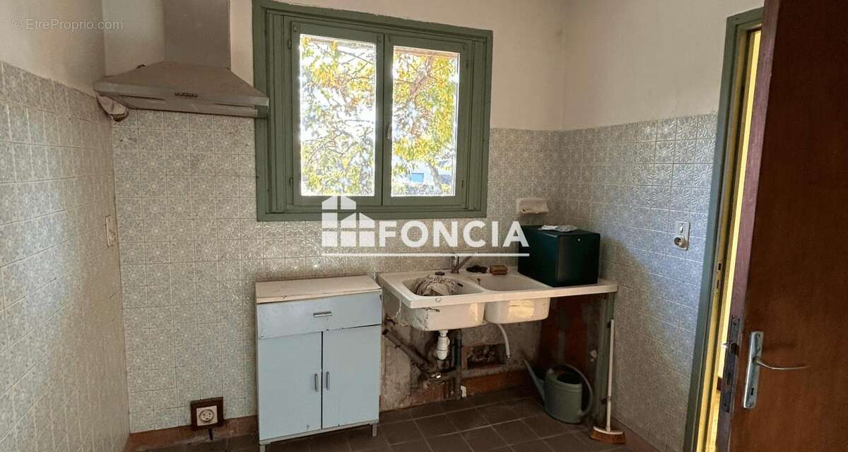 Maison à NEGREPELISSE