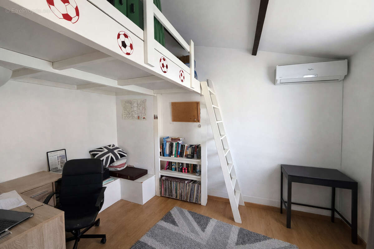 Maison à LA COLLE-SUR-LOUP