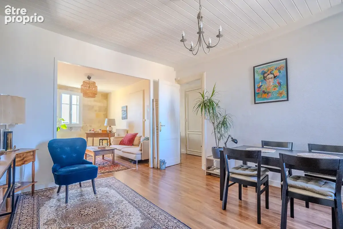 Bordeaux Chartrons - Appartement T4 de 85.14 m² au dernier étage dans un immeuble pierre - photo 2