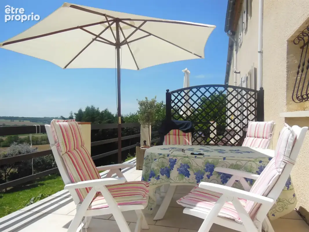 Dpt Haute Garonne (31), à vendre SAINT JULIA maison P8 de 287 m² - Terrain de 4680  - Plain pied - photo 2