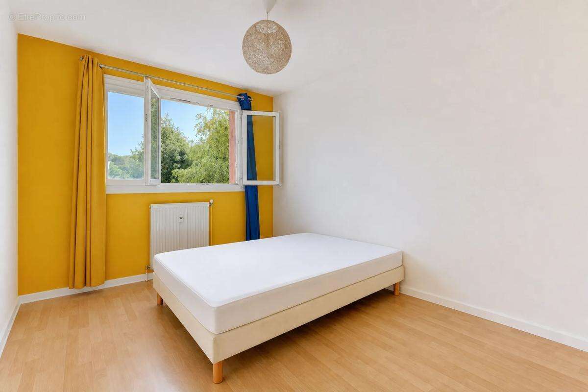 Appartement à FONTAINES-SUR-SAONE