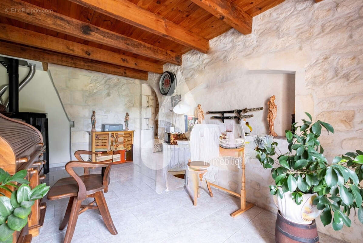 Maison à CHERMIGNAC