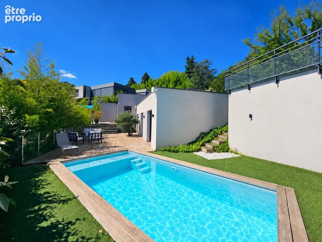 Vienne : villa d'architecte env. 180 m2 + garage, terrasse et piscine - photo 2