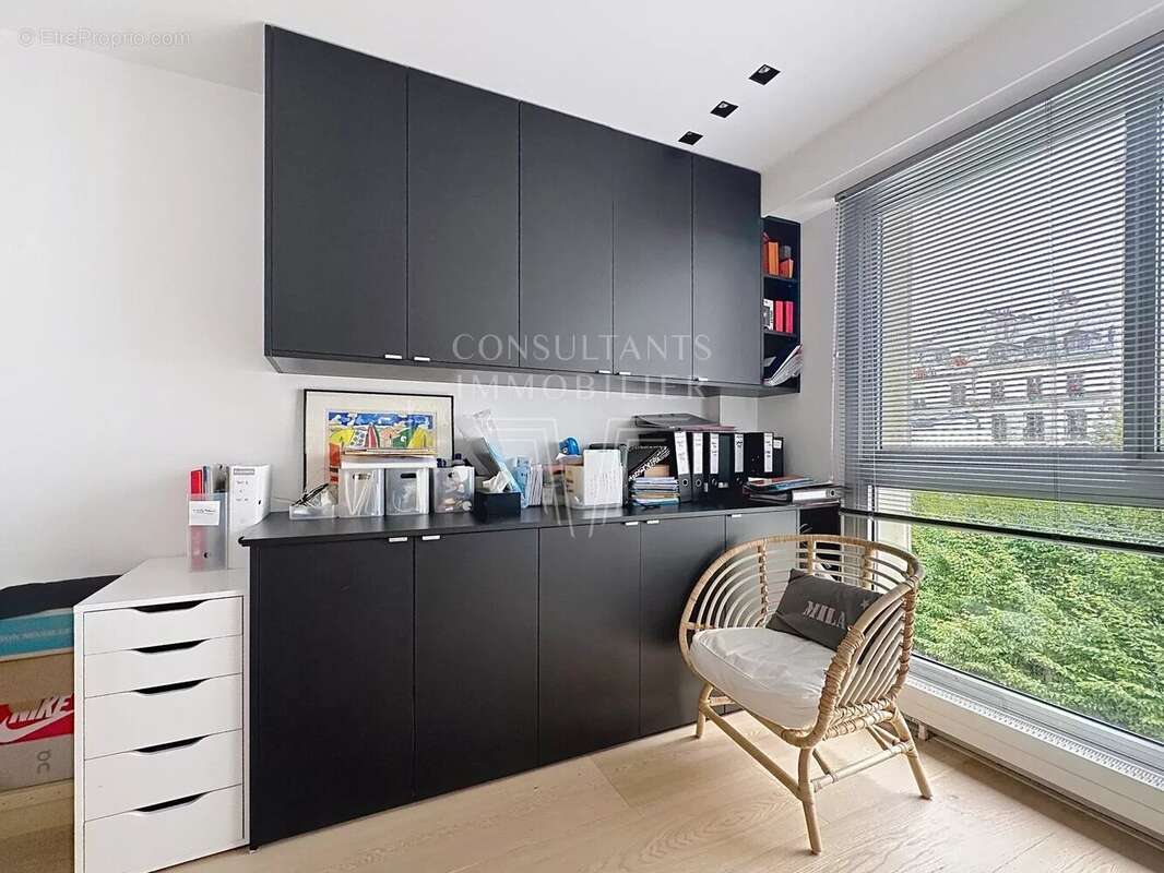 Appartement à PARIS-7E