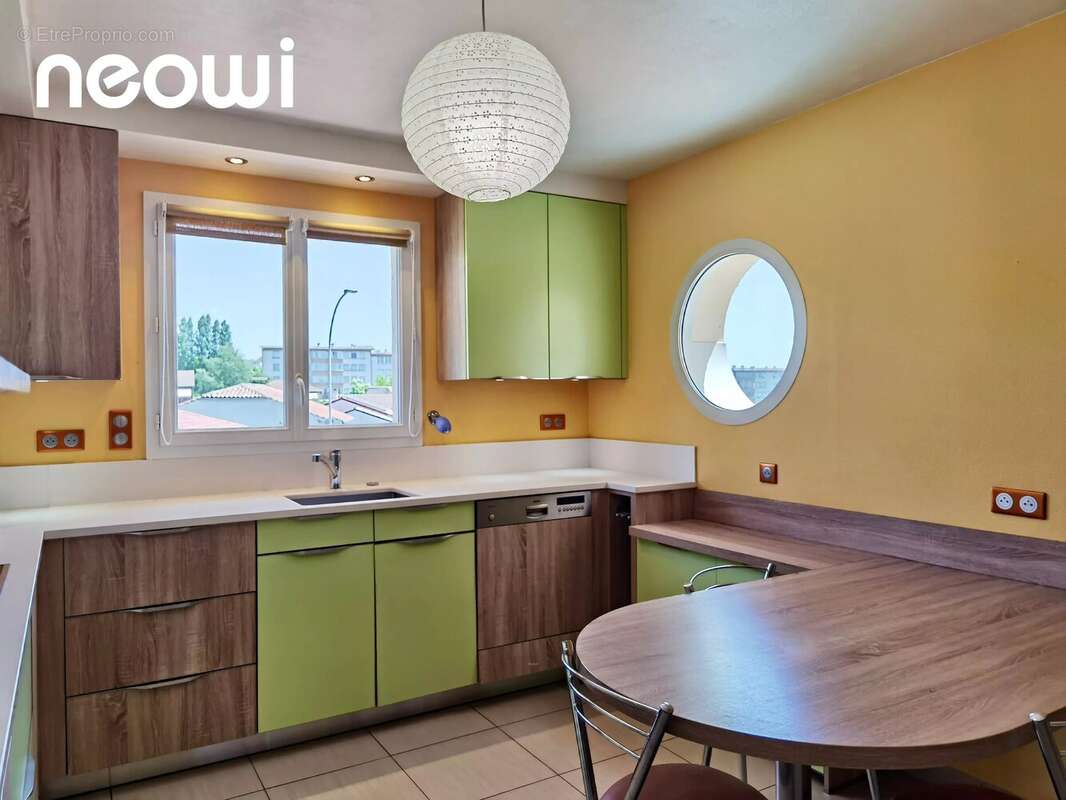 Maison 234 m² à Aurillac  - photo 9