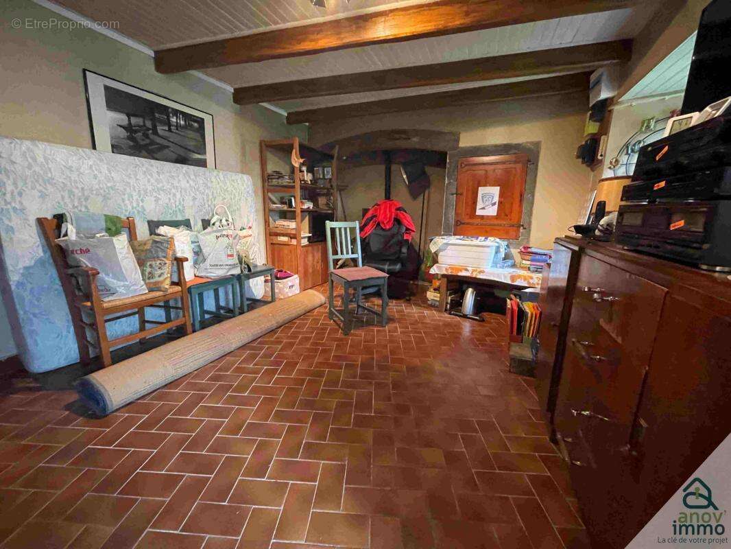 Maison à NEUVEGLISE