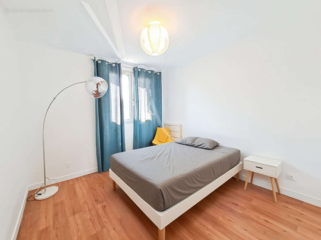 Maison à SAINT-GERMAIN-LES-ARPAJON