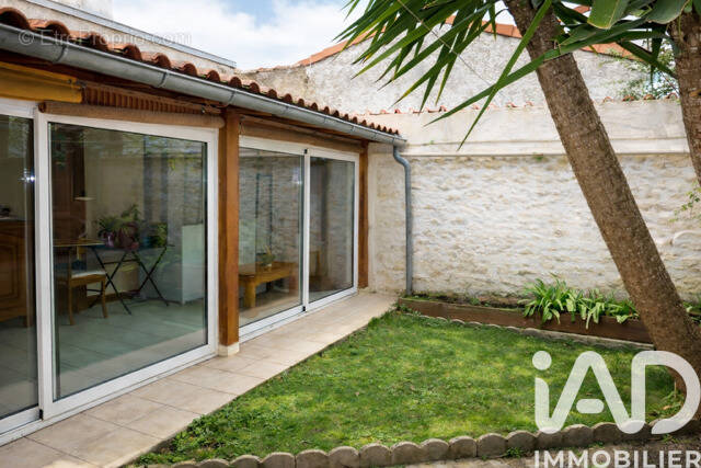 Photo 1 - Maison à LA ROCHELLE
