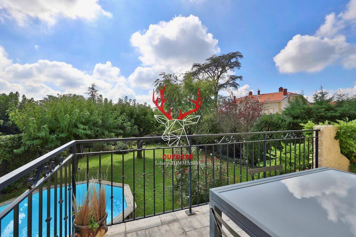 Photo 1 - Maison à LA TOUR-DE-SALVAGNY