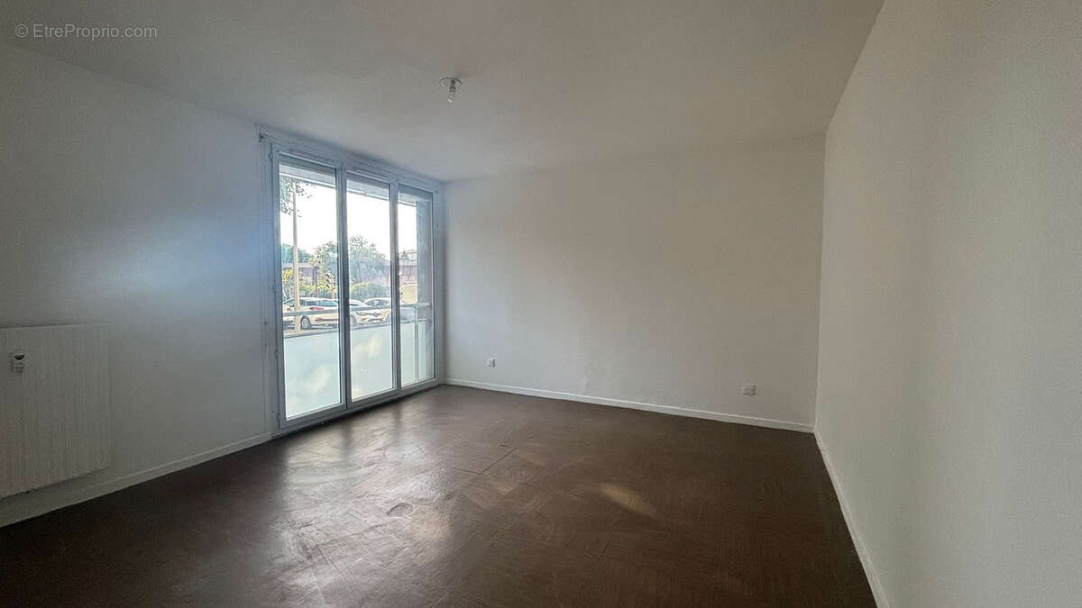 Appartement à PORT-DE-BOUC