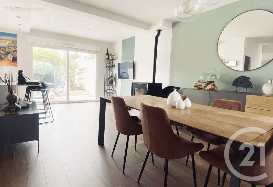 Maison à MAGNY-SUR-TILLE