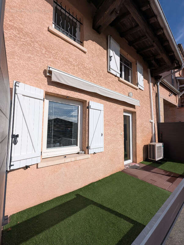 Maison à BELLEVILLE