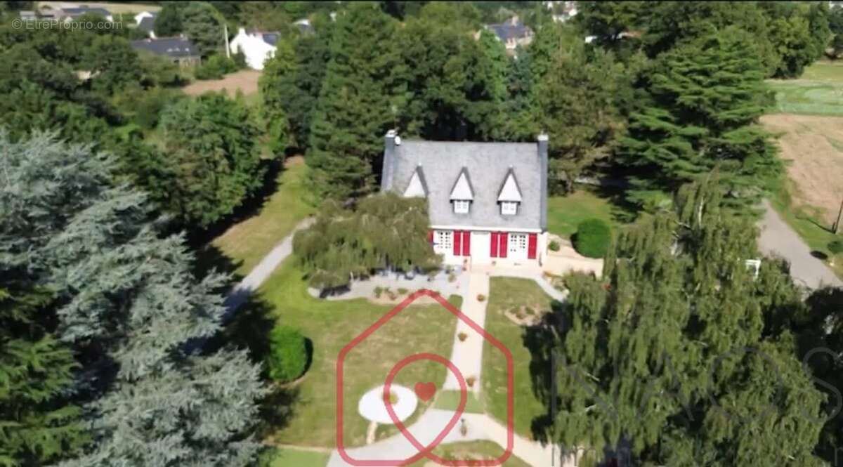 Maison à LES FORGES