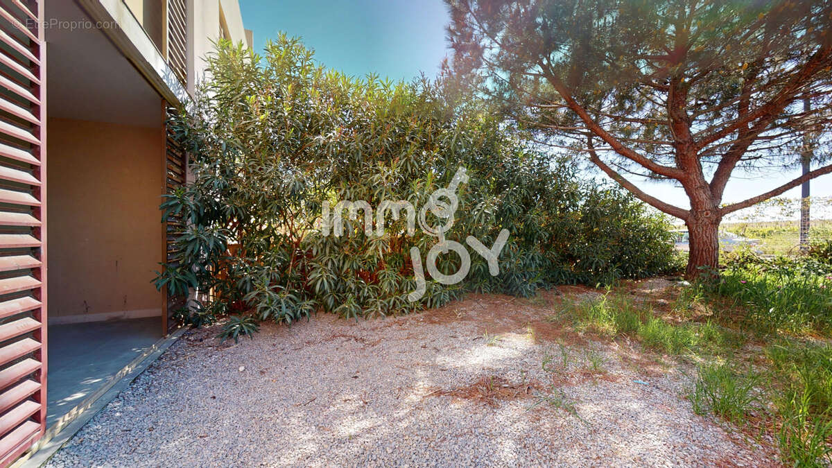 Appartement à SAUVIAN