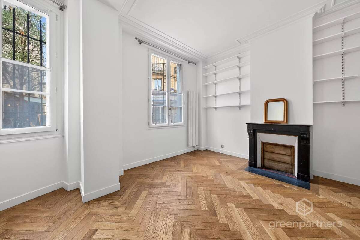 Appartement à PARIS-14E