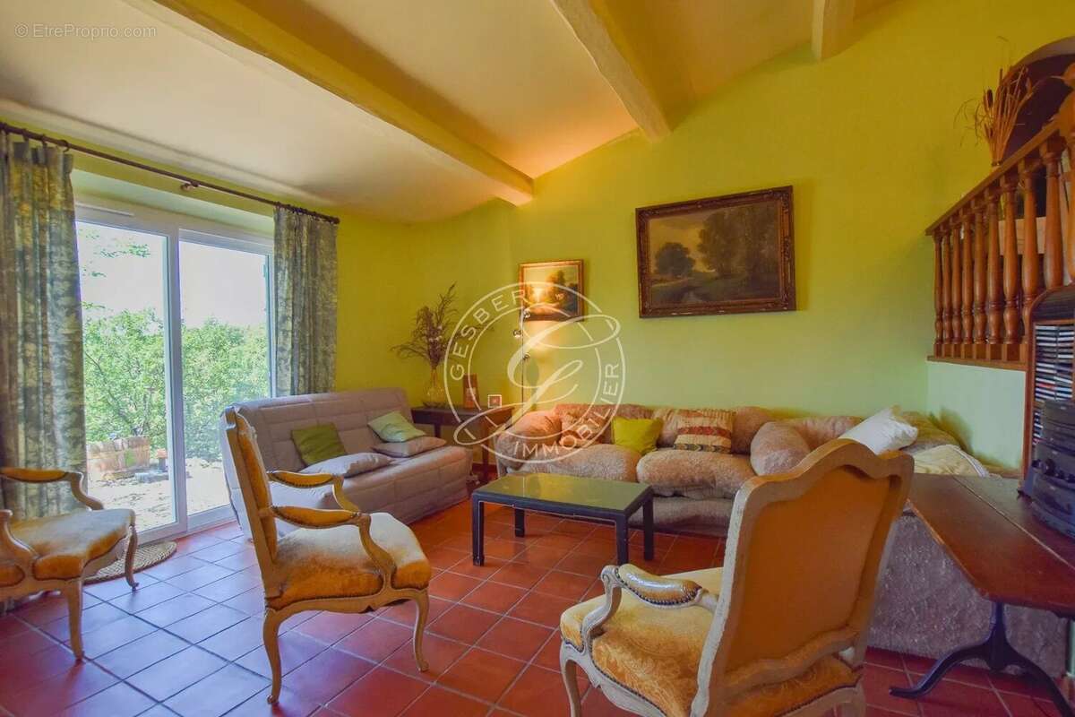 Maison à TOURTOUR