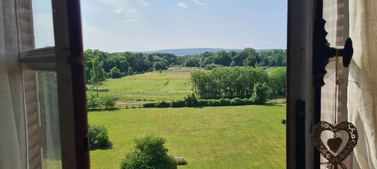 Appartement à PONT-SAINTE-MAXENCE