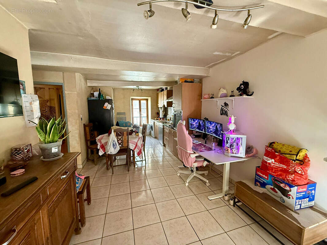 Appartement à CARCASSONNE
